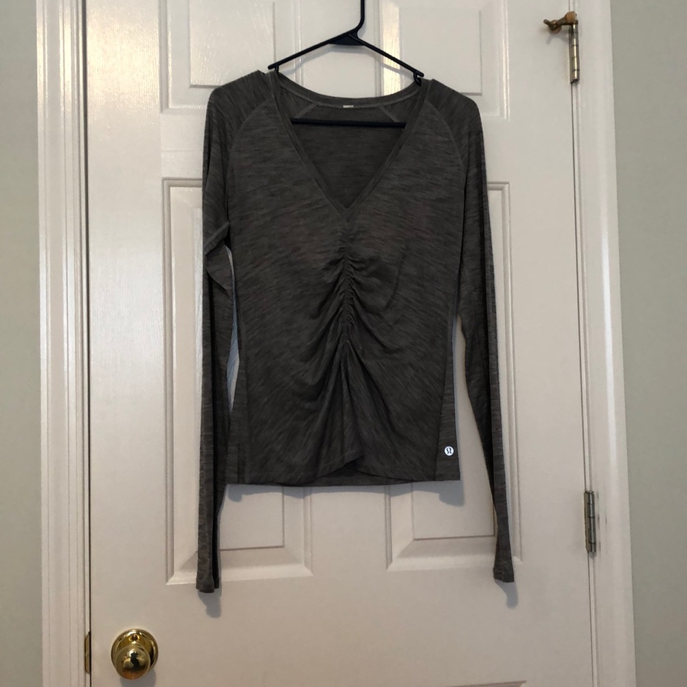 Gray Lululemon top